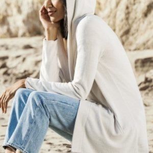 BAREFOOT DREAMS Jacket Hoodie 
CozyChic Ultra Lite® Hooded Cardi - Gray Medium